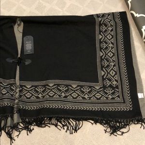 Elan Sweaters - Elan Poncho Elan Sweaters - Elan Poncho